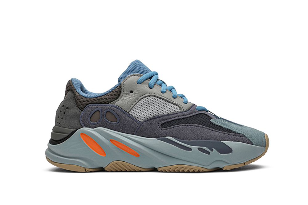 Yeezy 700 ‘Carbon Blue’ FW2498