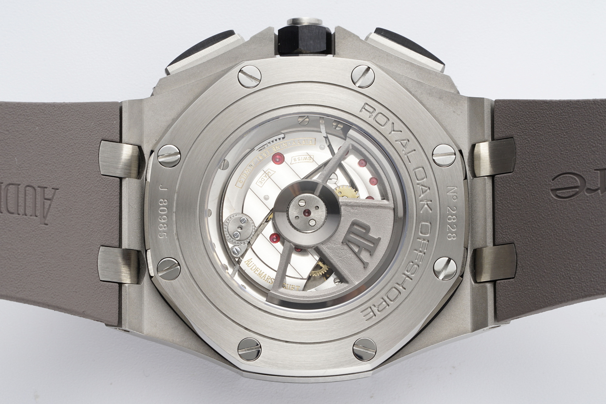 Royal Oak Offshore 44 mm, Grey Ref. 26400IO.OO.A004CA.02