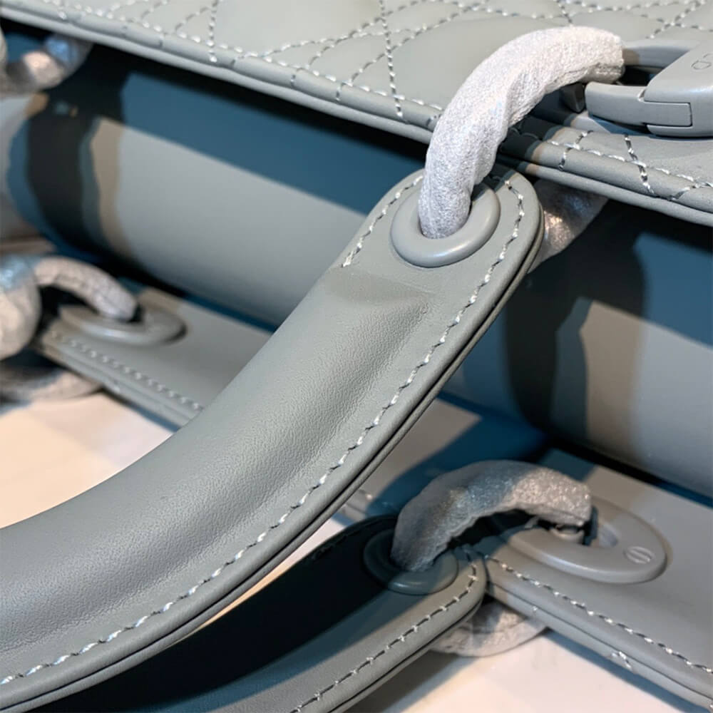 Dior DIOR MEDIUM LADY DIOR BAG