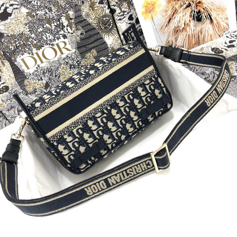 Dior SMALL DIORCAMP BAG