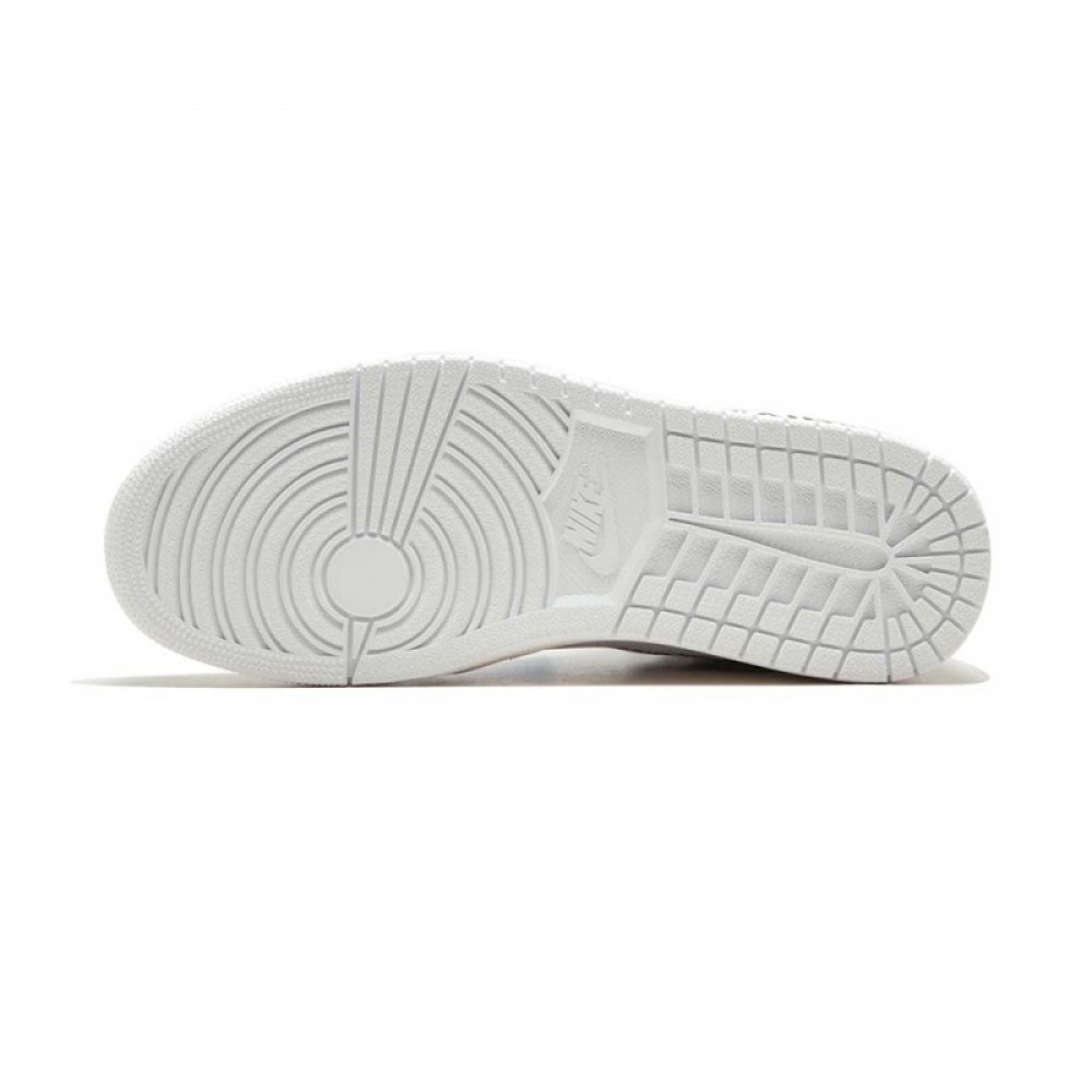 OFF-WHITE X AIR JORDAN 1 RETRO HIGH OG 