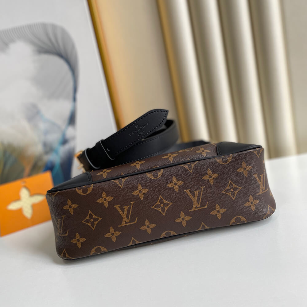 Louis Vuitton ODEON PM