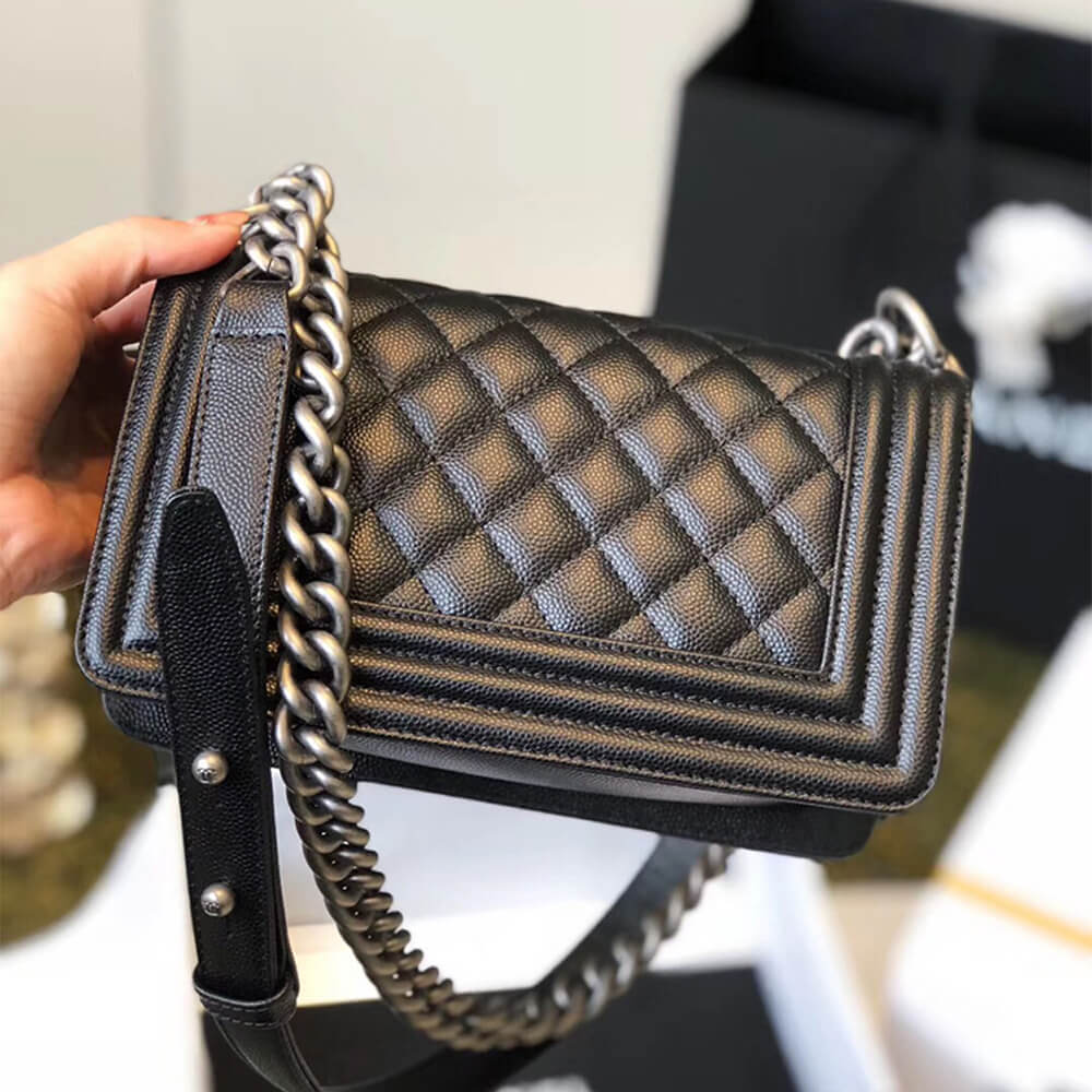 Chanel SMALL BOY CHANEL HANDBAG