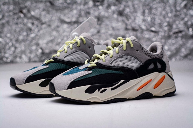YEEZY 700 “WAVE RUNNER”