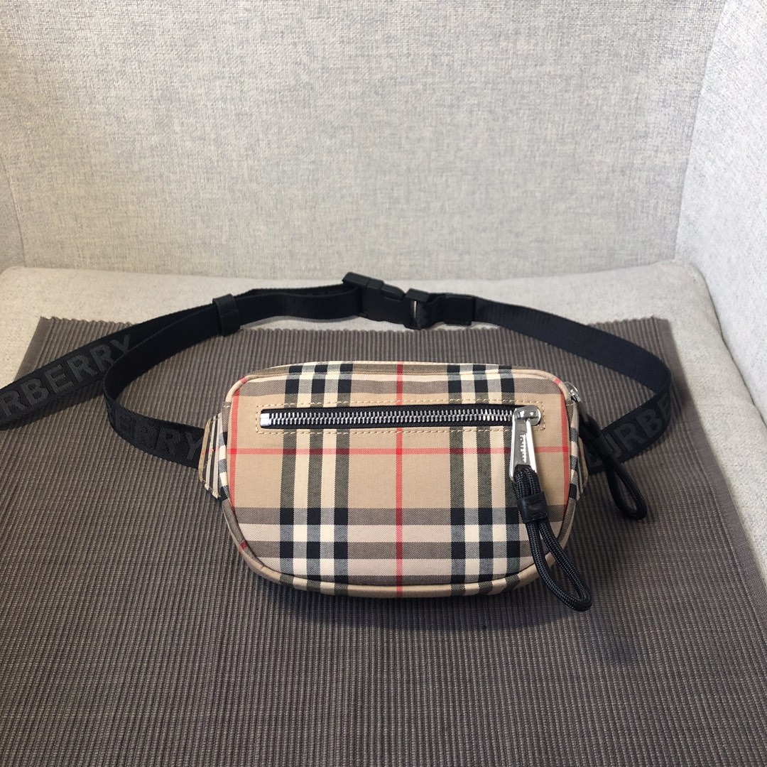 Burberry Vintage Check and Leather Men Crossbody Belt Bag Archive Beige
