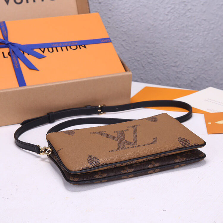 Louis Vuitton Double Zip Pochette