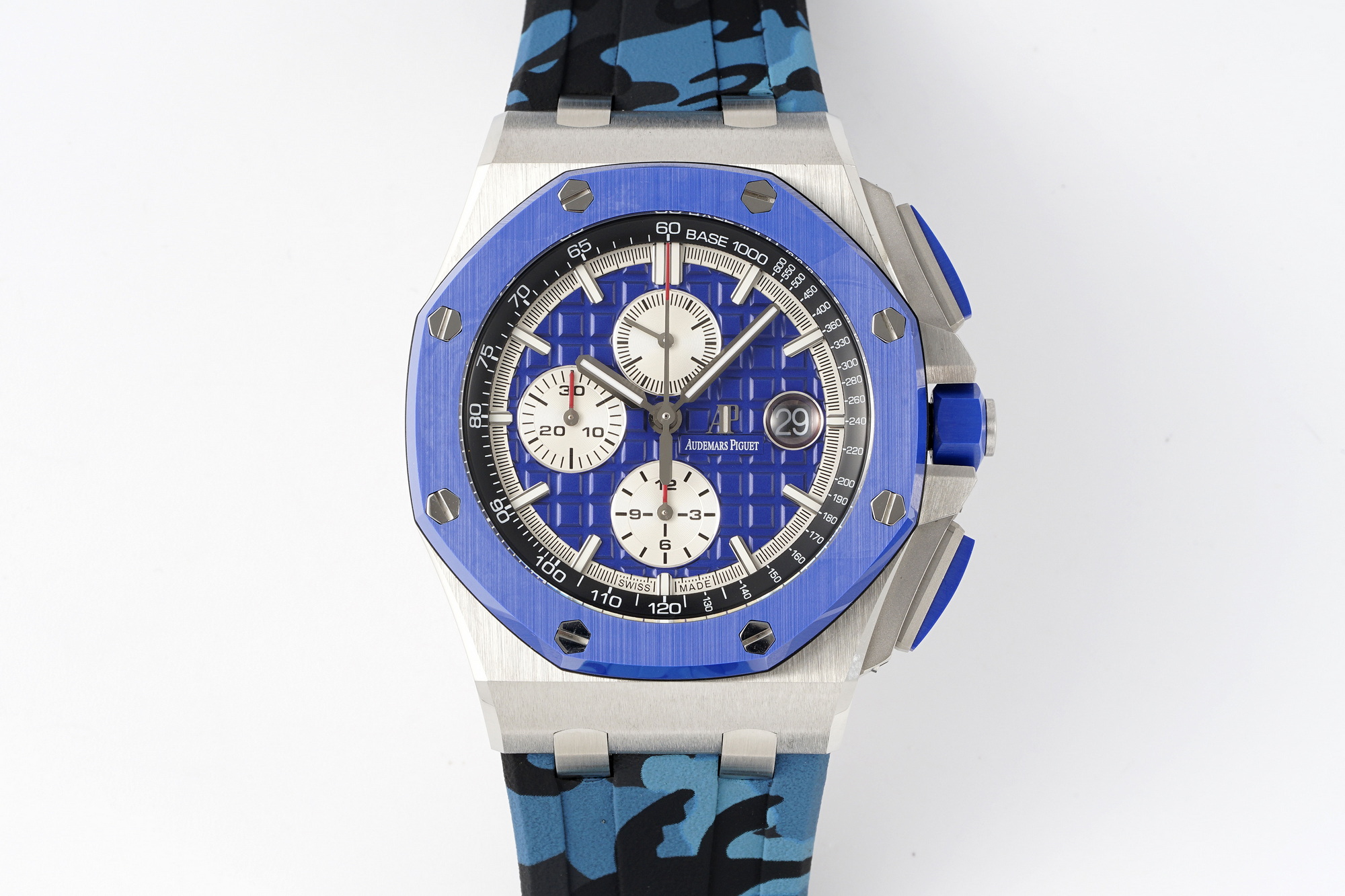 Royal Oak Offshore 44 mm, Blue Ref. 26400SO.OO.A335CA.01