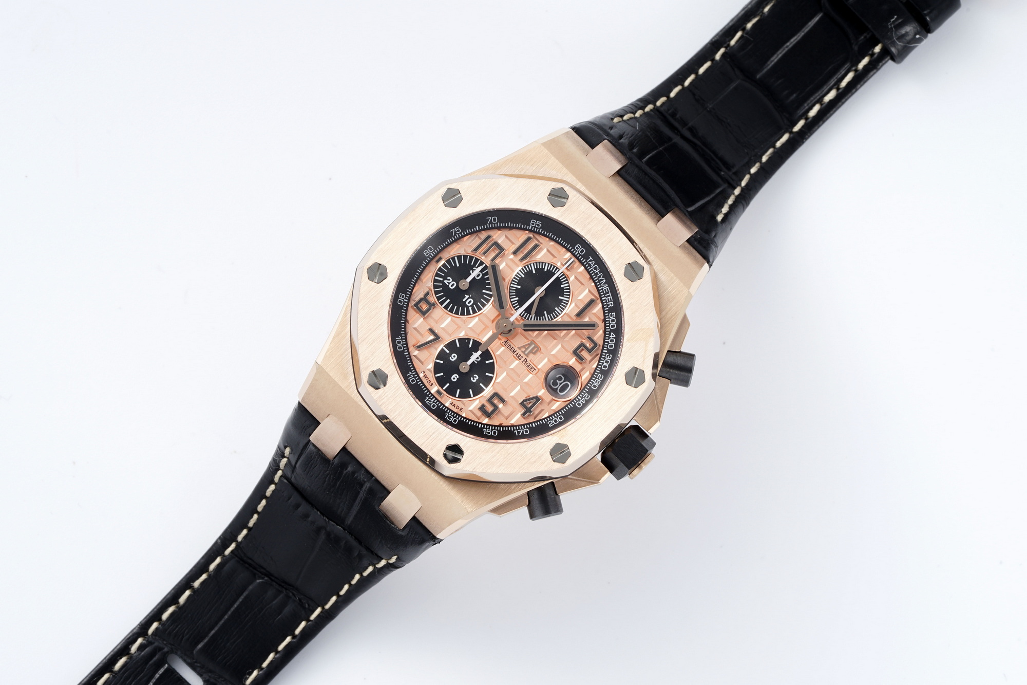 Royal Oak Offshore 42 mm, Champagne Ref. 26470OR.OO.A002CR.01