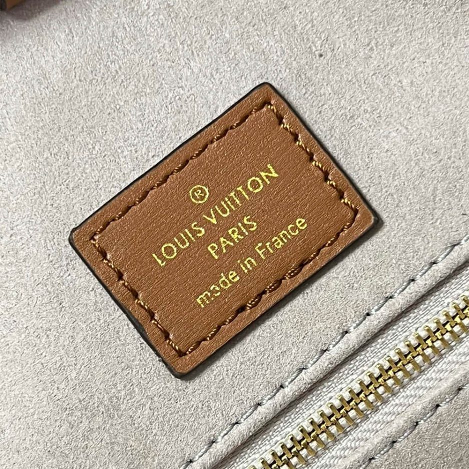 Louis Vuitton ONTHEGO MM