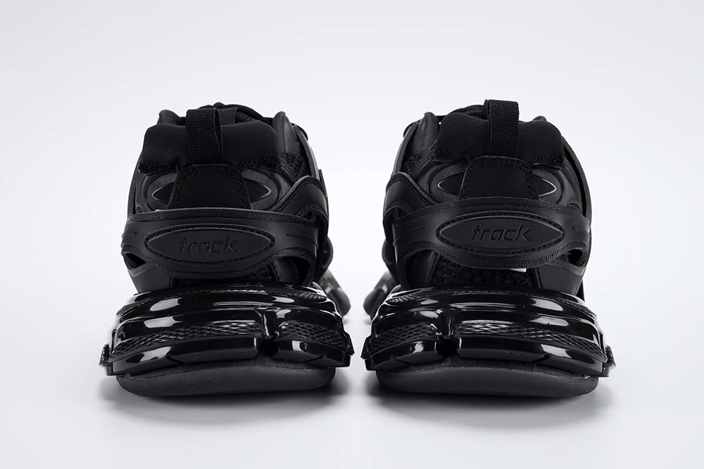 BALENCIAGA TRIPLE-S BRIGHT BLACK