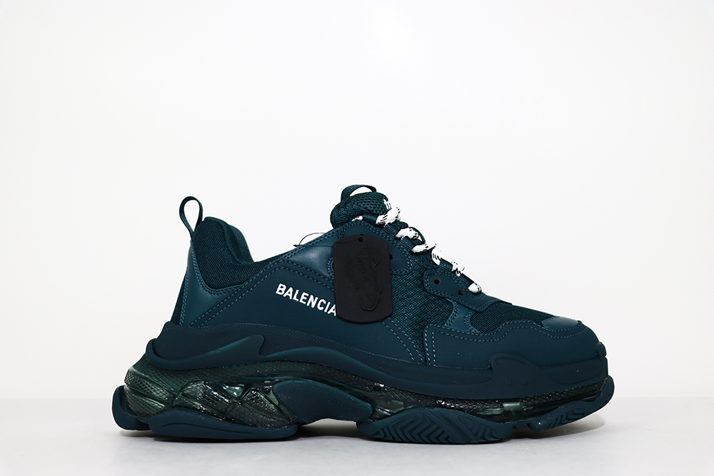 BALENCIAGA TRIPLE S SNEKAER “Navy”