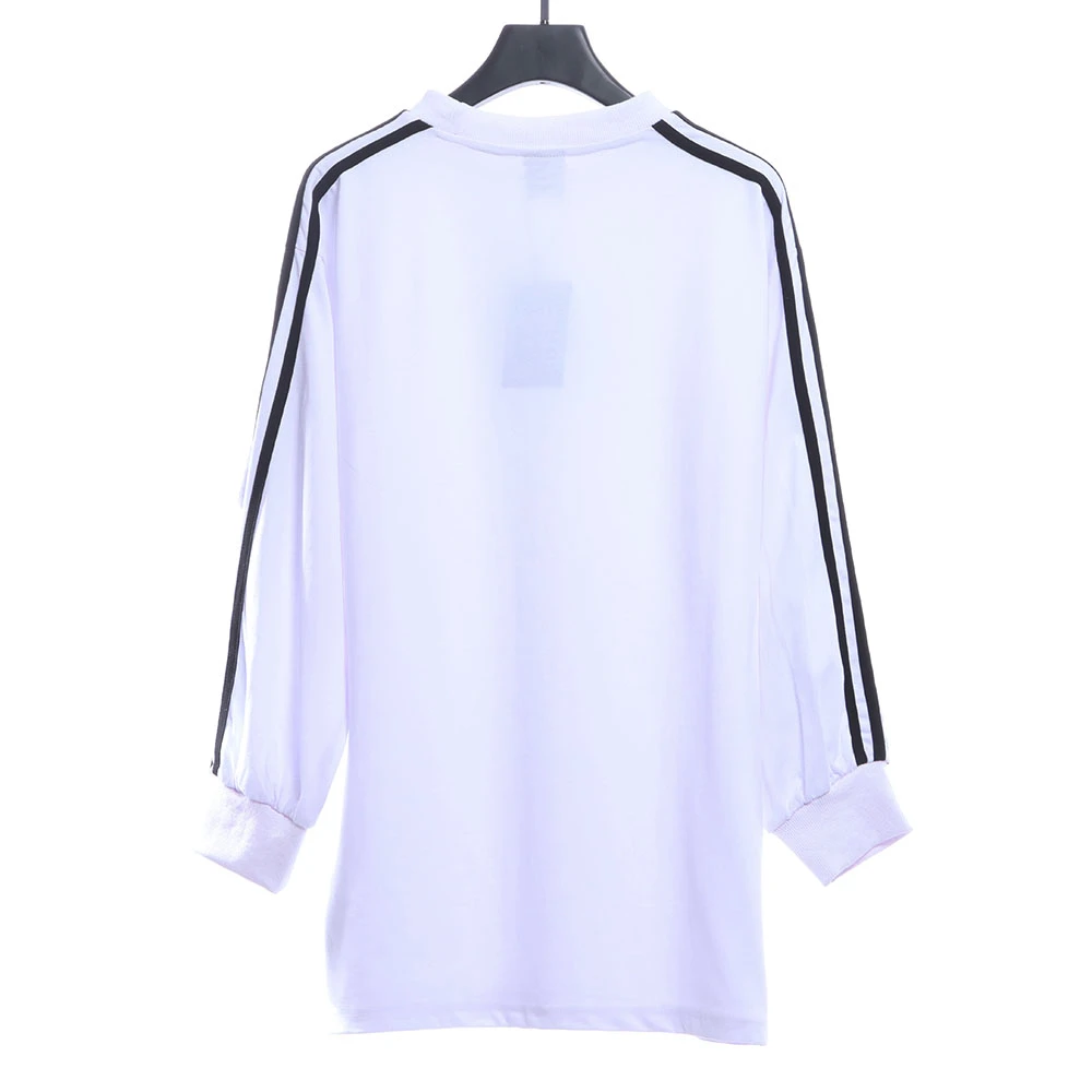 Joint long-sleeved T-shirt