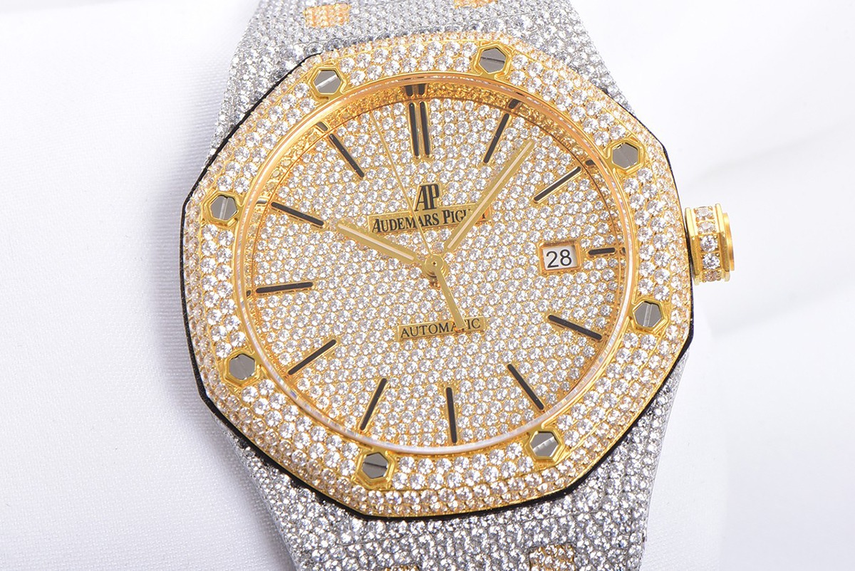 Royal Oak Selfwinding 41 mm, Yellow Gold/Silver/Gem Set Ref. 15400SR.OO.1220SR.01