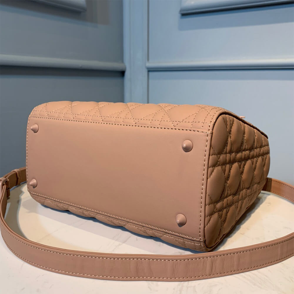 Dior DIOR MEDIUM LADY DIOR BAG