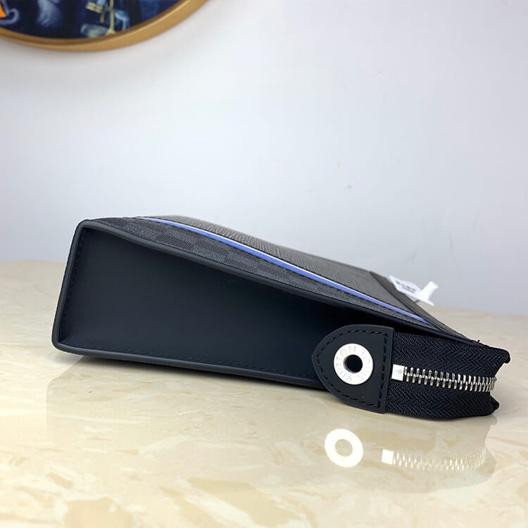 Louis Vuitton Pochette Voyage MM