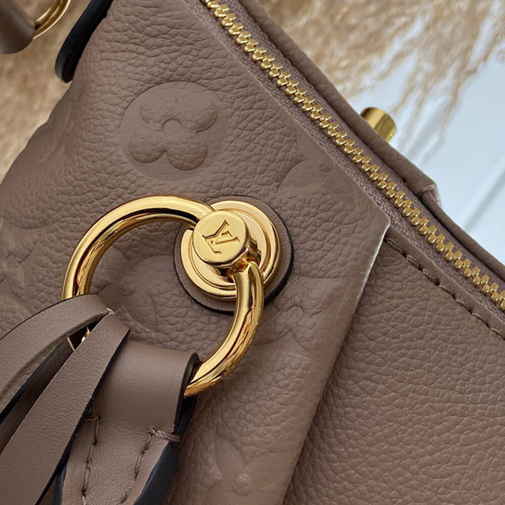Louis Vuitton TOTE MM HANDBAG
