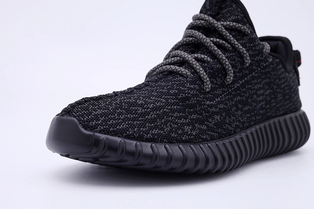 Yeezy 350 ‘Pirate Black'(2022)