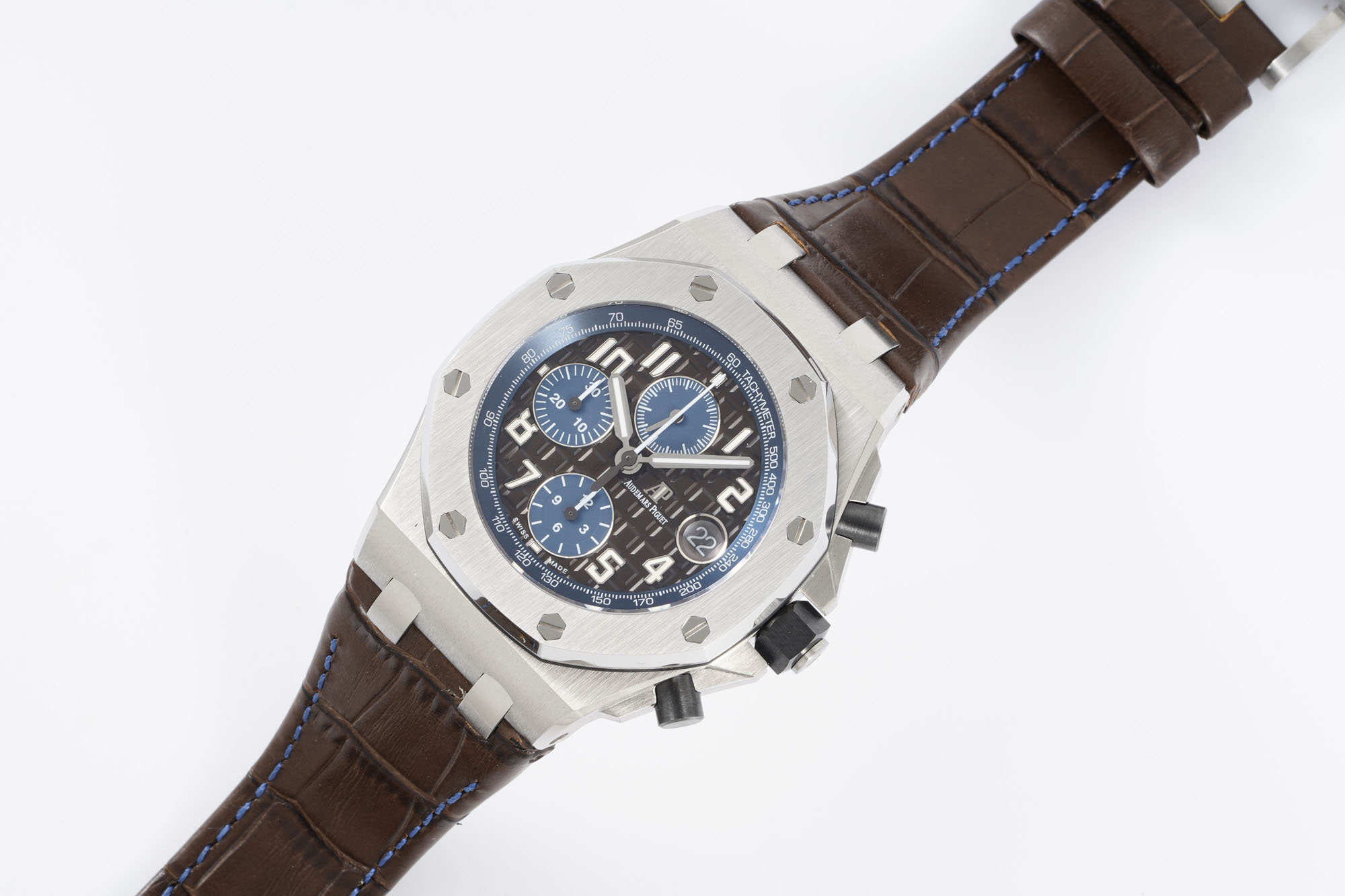 Royal Oak Offshore 42 mm, Brown Ref. 26470ST.OO.A099CR.01