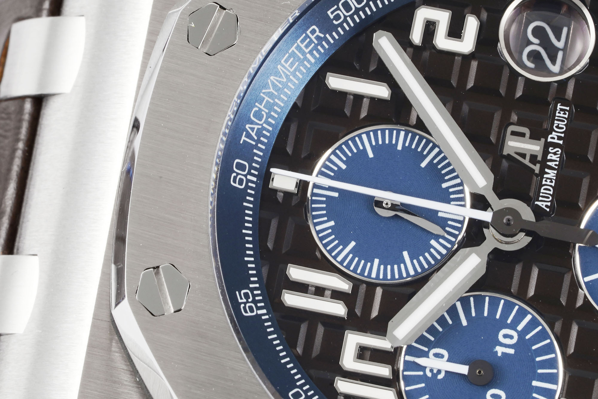 Royal Oak Offshore 42 mm, Brown Ref. 26470ST.OO.A099CR.01