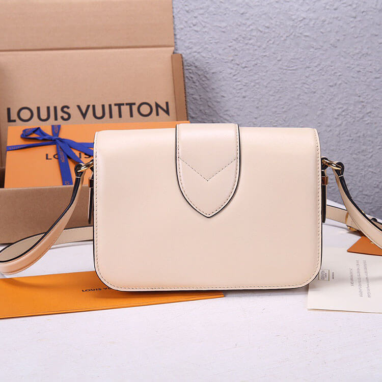 Louis Vuitton Pont 9 Handbag