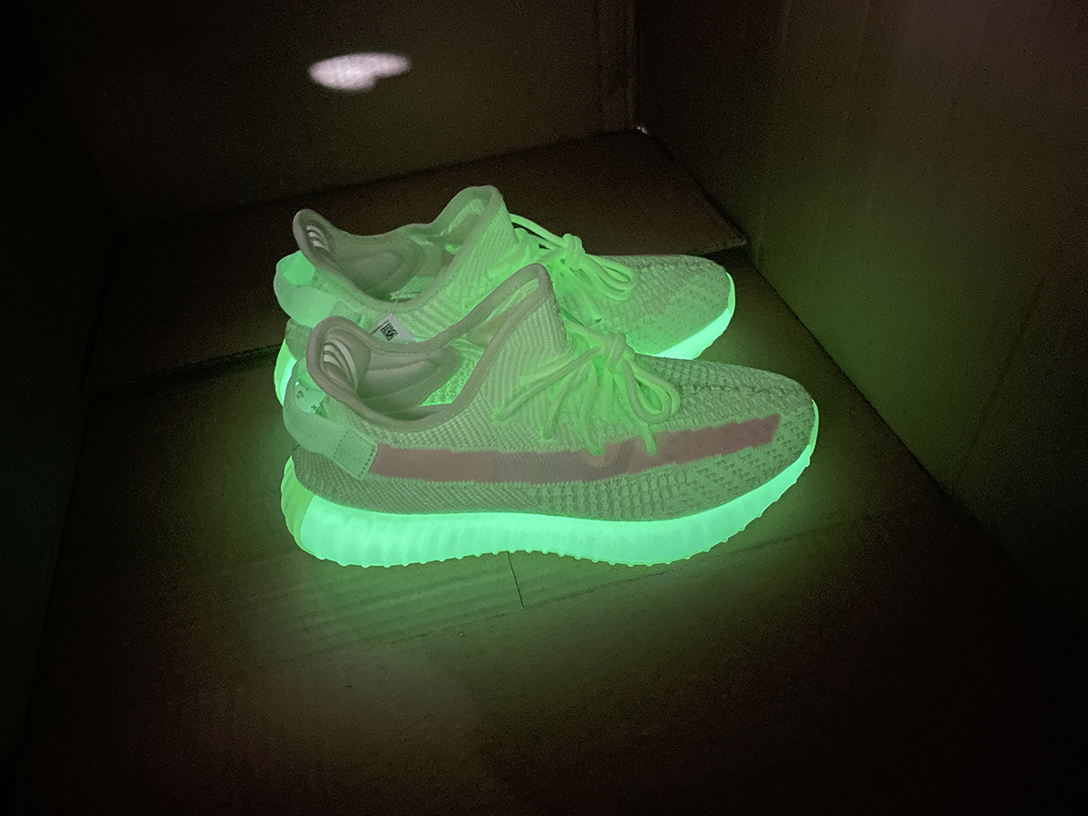 Yeezy 350 V2 Glow