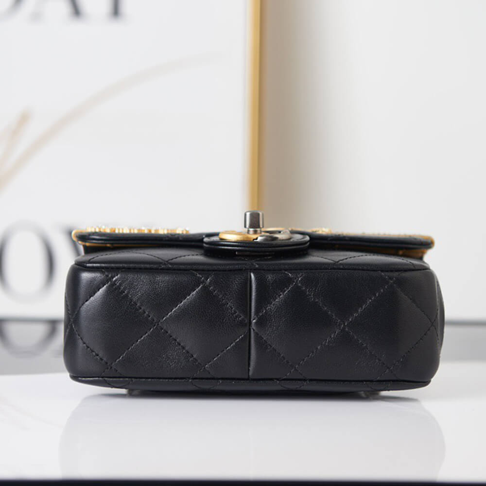 Chanel MINI FLAP BAG