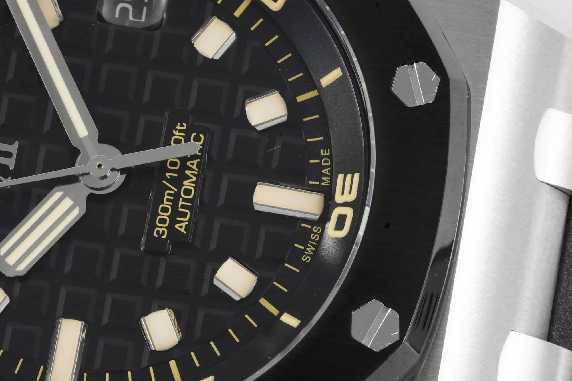 Royal Oak Offshore Diver 42 mm, Black Ref. 15720CN.OO.A002CA.01