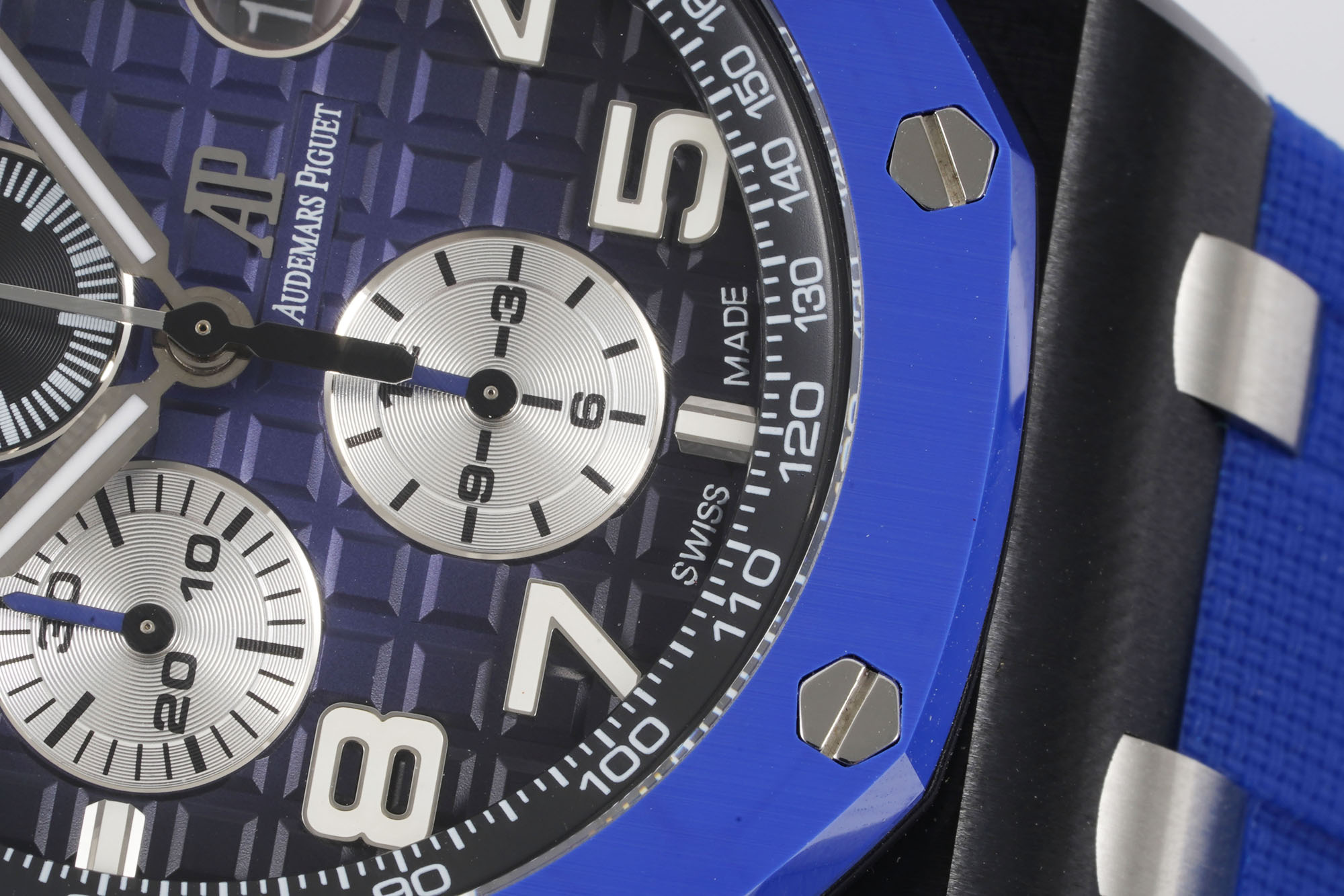 Royal Oak Offshore 44 mm, Blue Ref. 26405CE.OO.A030CA.01