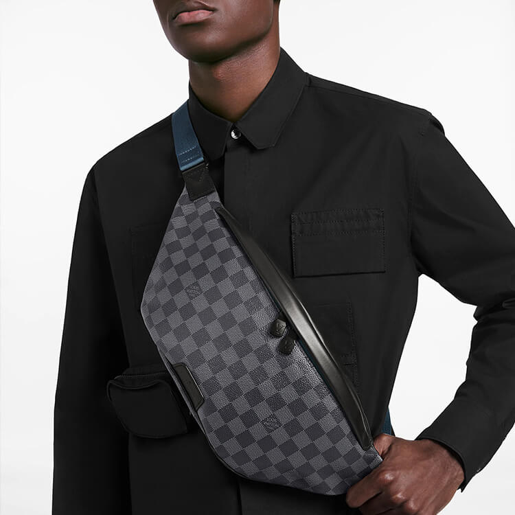 Louis Vuitton Discovery Bumbag