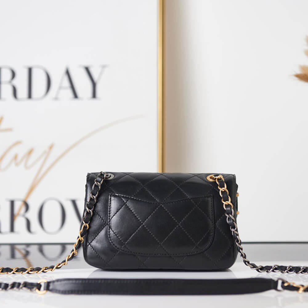 Chanel MINI FLAP BAG