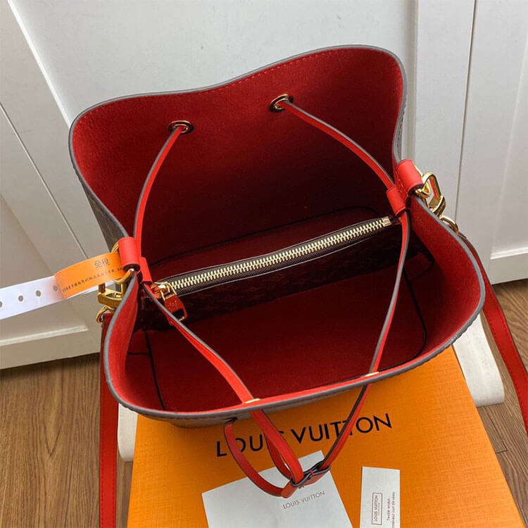 Louis Vuitton Neoneo Handbag