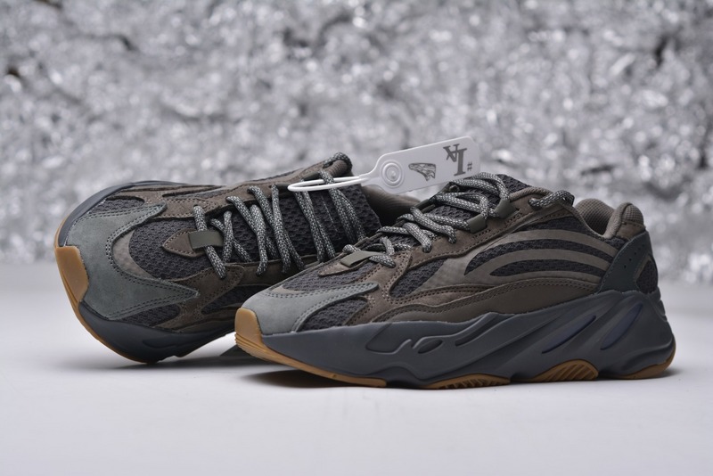 YEEZY 700 V2 “GEODE”