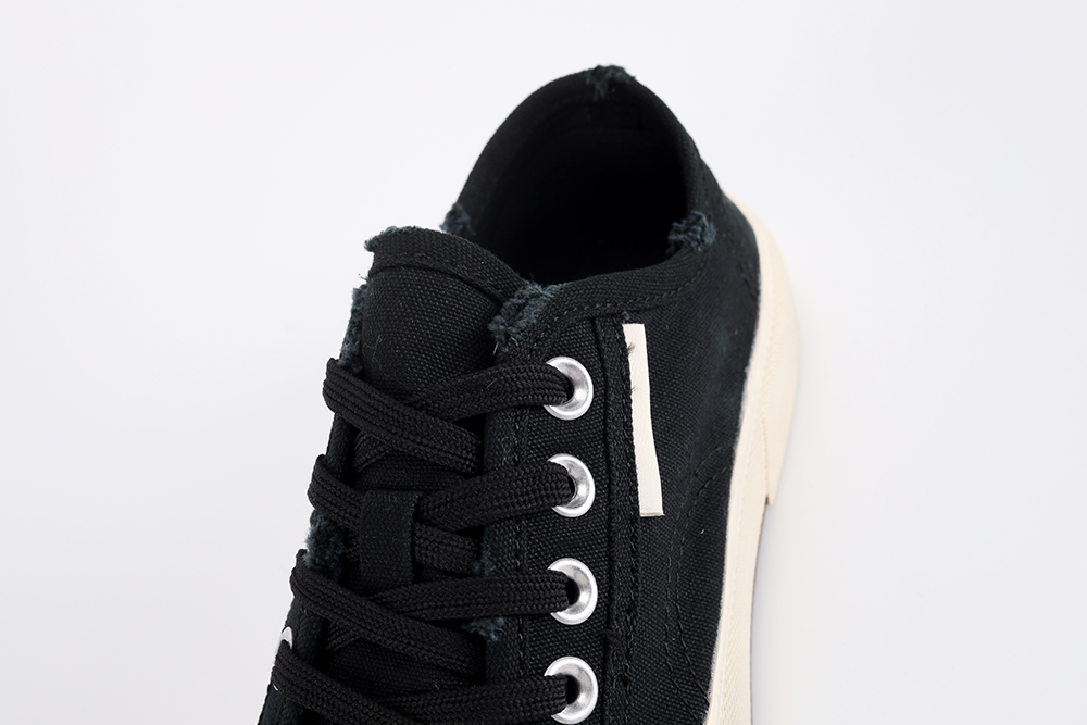 BALENCIAGA PARIS LOW SNEAKER IN BLACK