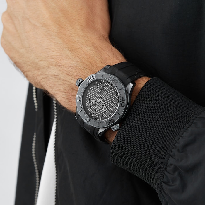 Seamaster Diver 300 Co-Axial Master Chronometer 43.5mm Black Black