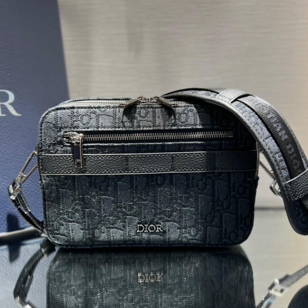 Dior DIOR SAFARI MESSENGER BAG