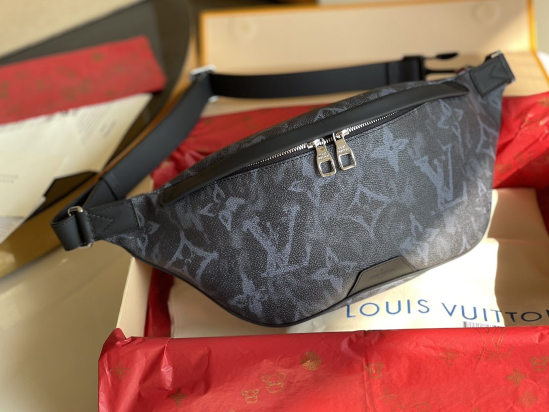 Louis Vuitton M57276 Discovery Bumbag Monogram Pastel Noir Coated Canvas