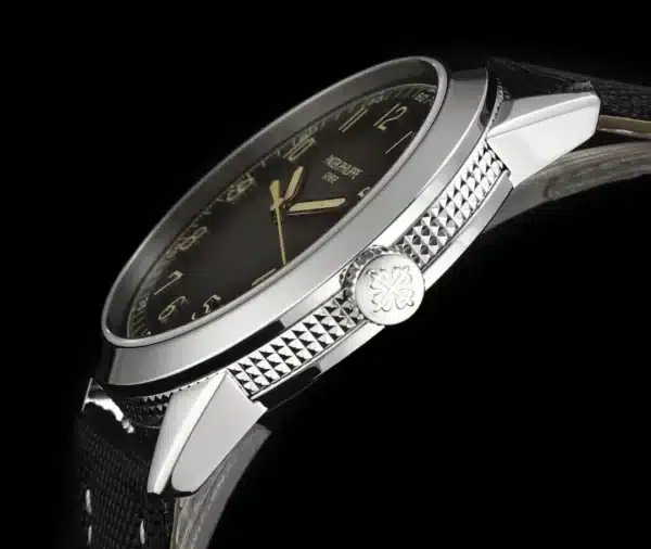 Calatrava DATE, SWEEP SECONDS. 40 mm,Steel,5226G