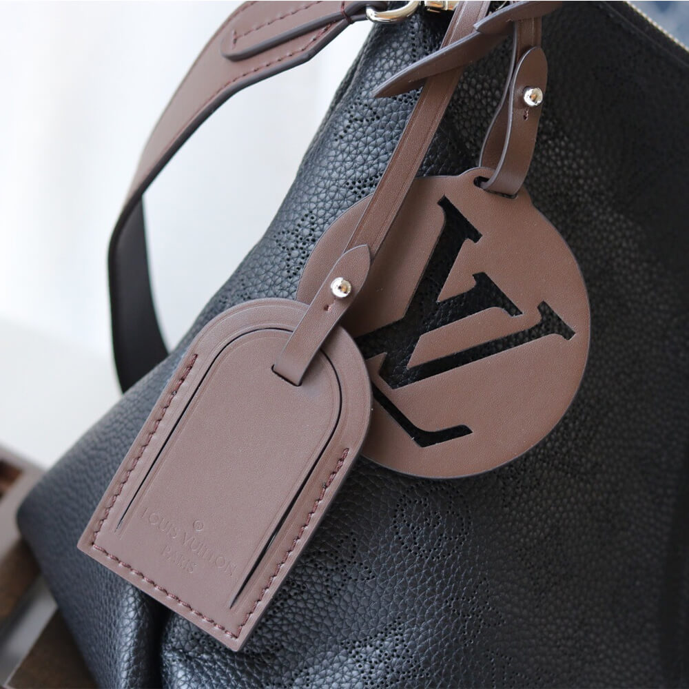 Louis Vuitton BEAUBOURG HOBO MM