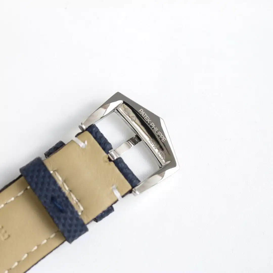 Calatrava 6007G-011 DATE, SWEEP SECONDS. 40 mm,White gold