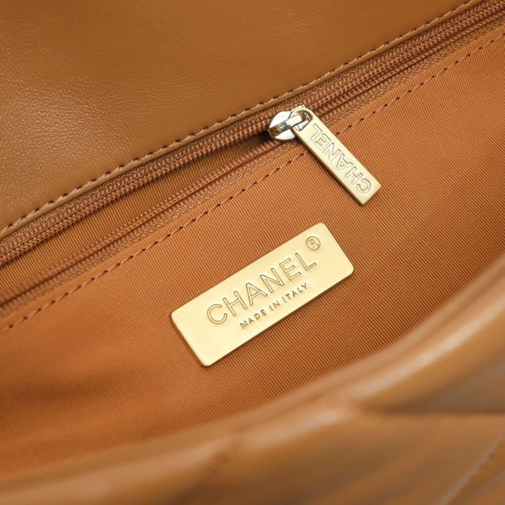 Chanel 19 MAXI HANDBAG