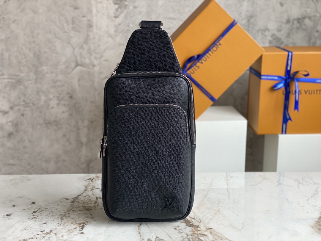 Louis Vuitton M30863 Avenue Slingbag Taiga cowhide leather