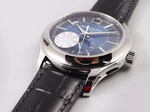 Complications 5205R-011 ANNUAL CALENDAR, MOON PHASES.  40 mm,Rose gold Blue Dial