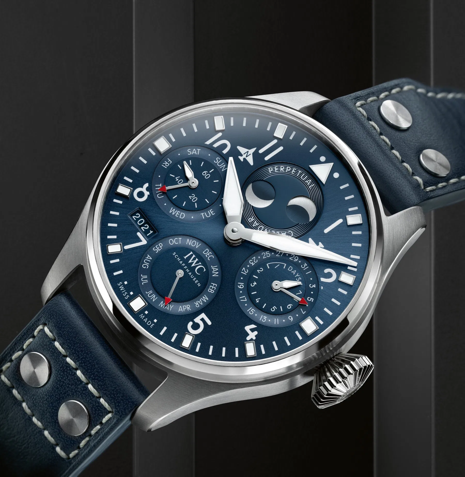 Schaffhausen big Pilots watch perpetual calendar iw503605