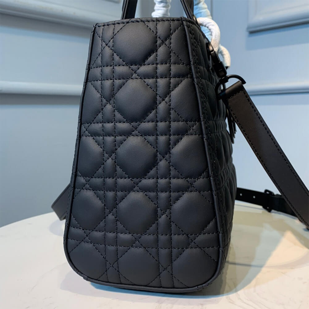 Dior DIOR MEDIUM LADY DIOR BAG