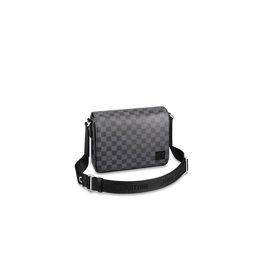 Louis Vuitton DISTRICT PM