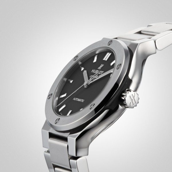 Classic Fusion Men Automatic Black Titanium Watch 568.NX.1170.NX