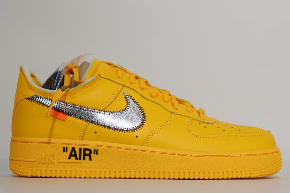Off-White x Nk Air Force 1 “University Gold”