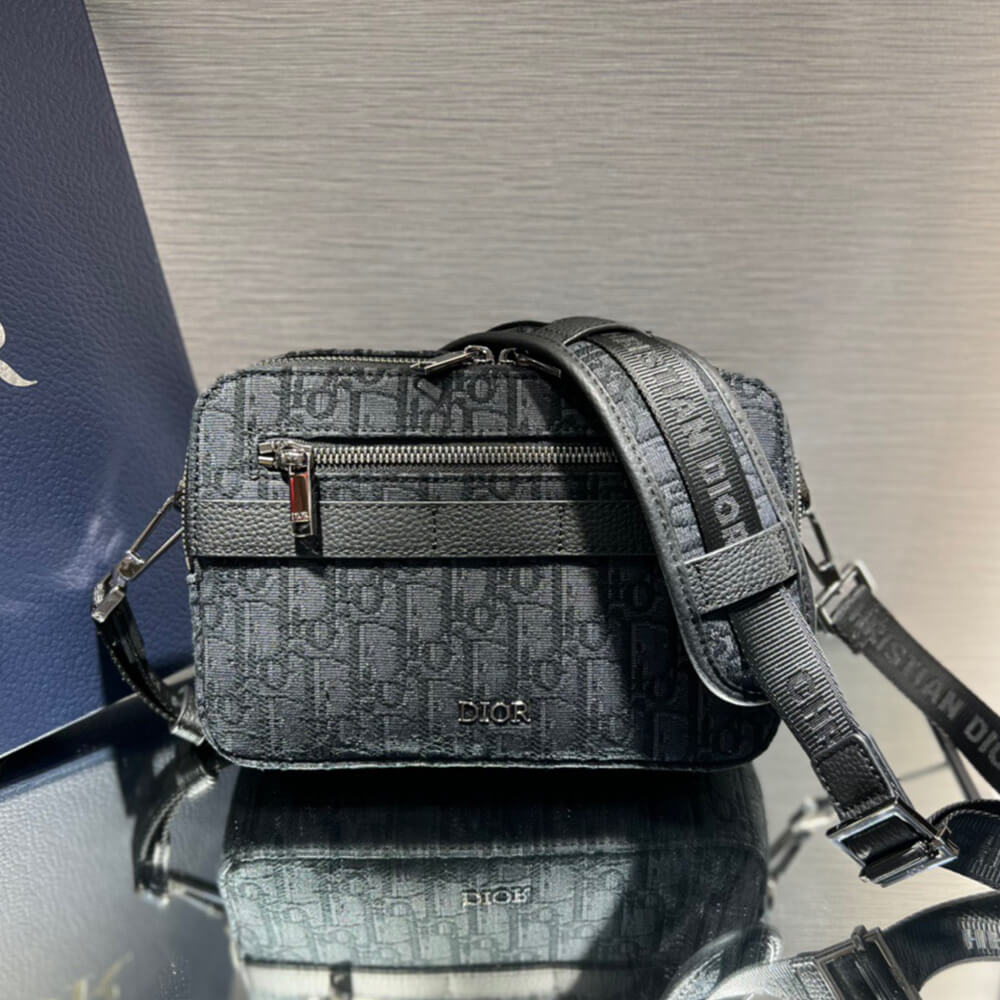 Dior DIOR SAFARI MESSENGER BAG