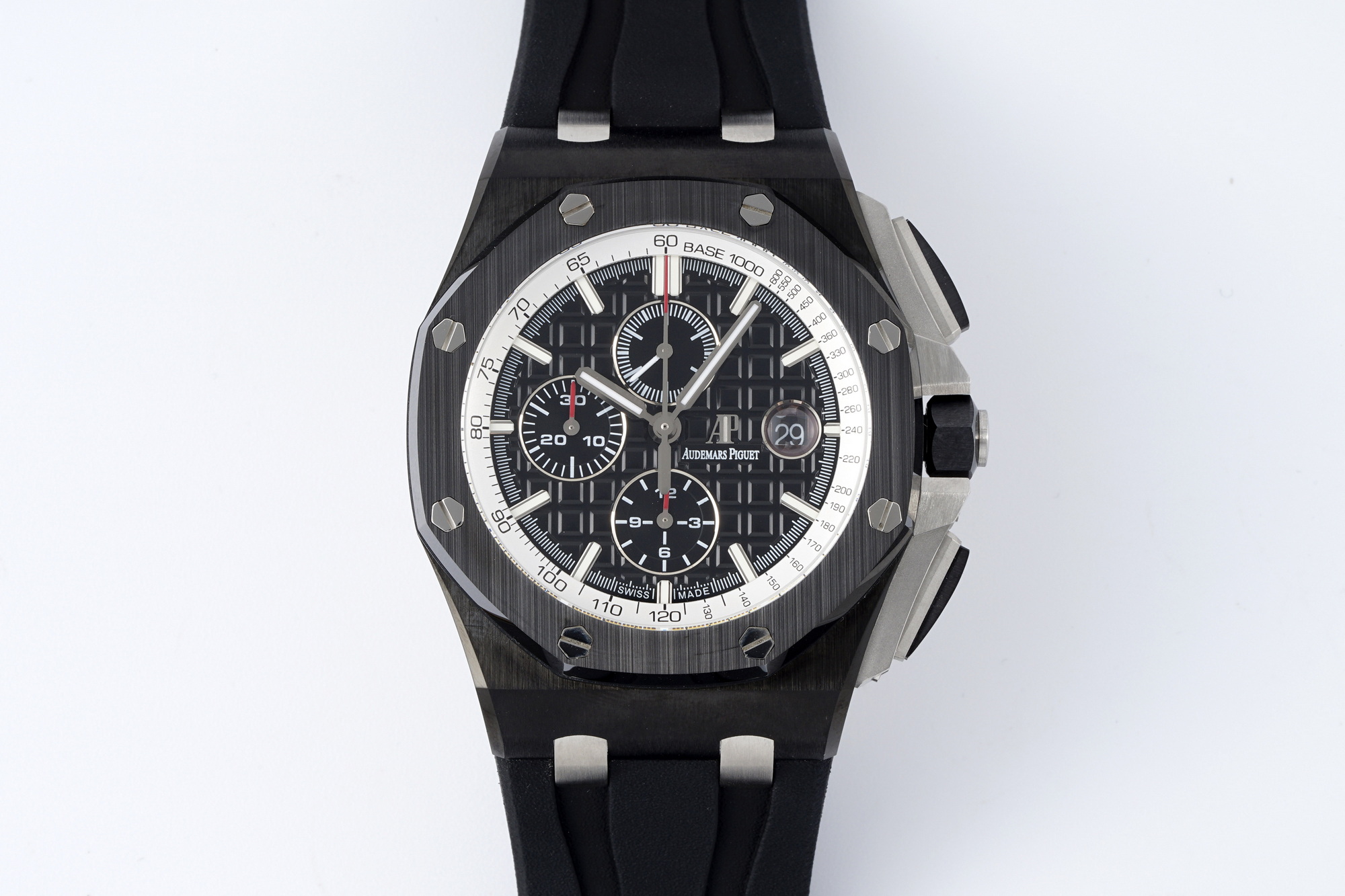 Royal Oak Offshore 44 mm, Black Ref. 26402CE.OO.A002CA.02