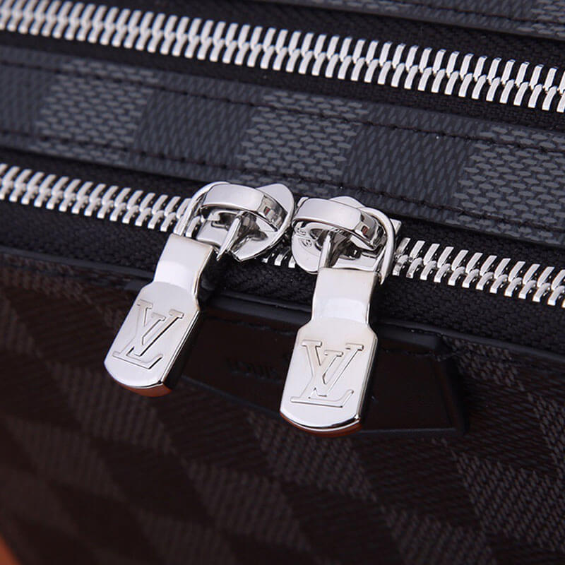 Louis Vuitton Alpha Wearable Wallet